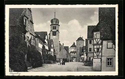 AK Langenburg, alte Häuser an der Kirche