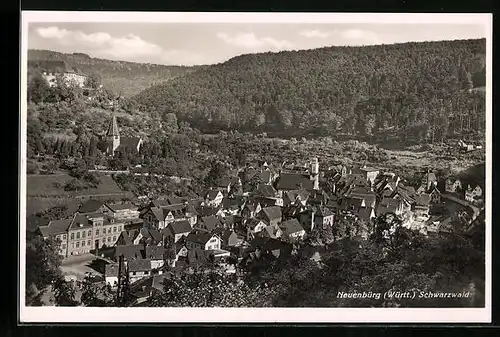 AK Neuenbürg im Schwarzwald, Generalansicht, Blick zur Kirche