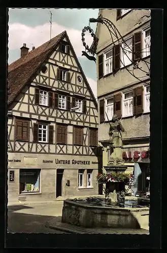 AK Waiblingen an der Rems, Marktbrunnen mit Justizia und Unterer Apotheke