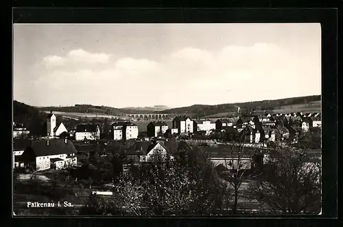 AK Falkenau i. Sa., Generalansicht, Blick zur Brücke im Hintergrund