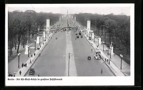 AK Berlin-Tiergarten, Blick auf die Ost-West-Achse in grossem Festschmuck