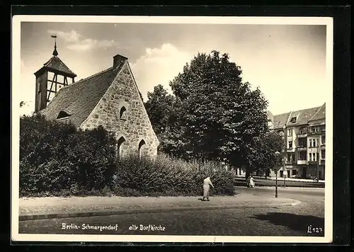 AK Berlin-Schmargendorf, Blick auf alte Dorfkirche