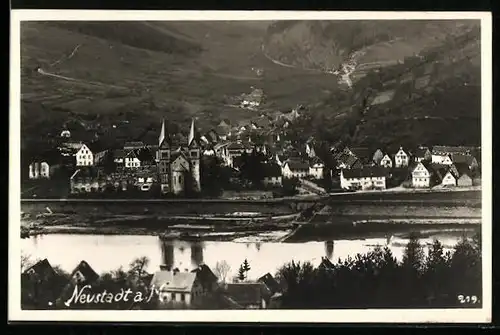 AK Neustadt a. M., Panoramaansicht der Stadt