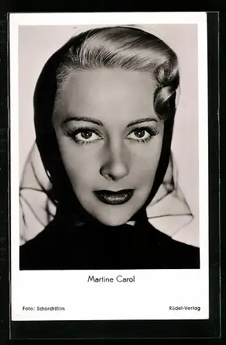 AK Schauspielerin Martine Carol im Film Liebenswerte Frauen