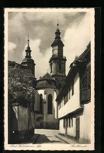 AK Bad Windsheim /Mfr., Strassenpartie mit Stadtkirche