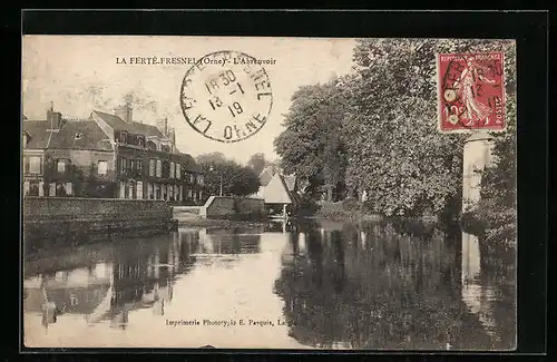 AK La Ferté-Fresnel, L`Abreuvoir