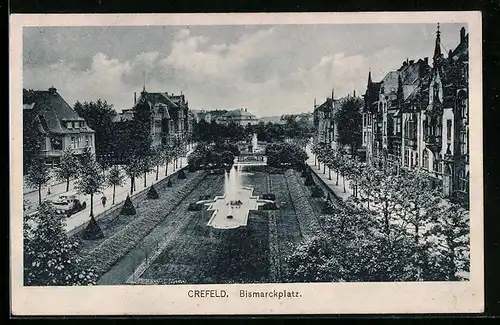 AK Crefeld, Bismarckplatz mit Brunnen