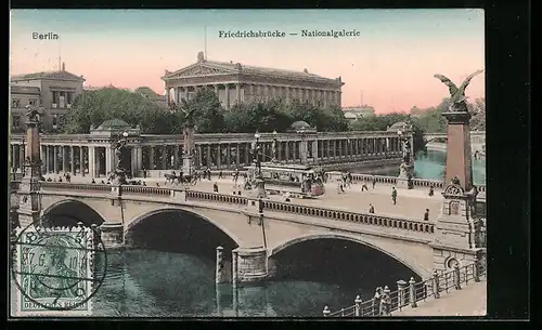 AK Berlin, Nationalgalerie und Friedrichsbrücke mit Strassenbahn