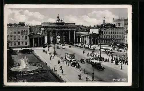 AK Berlin, Pariser Platz und Brandenburger Tor