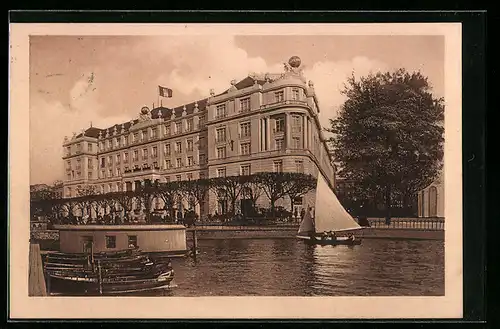 AK Hamburg-St.Georg, Hauptfront Hotel Atlantic am Gewässer