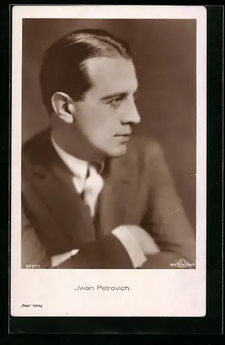 AK Schauspieler Iwan Petrovich Portrait im Anzug mit pomadisiertem Haar