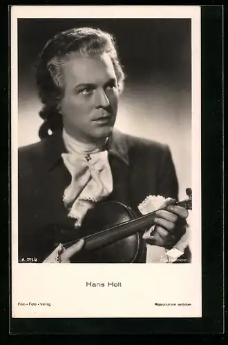 AK Schauspieler Hans Holt im Kostüm mit Geige