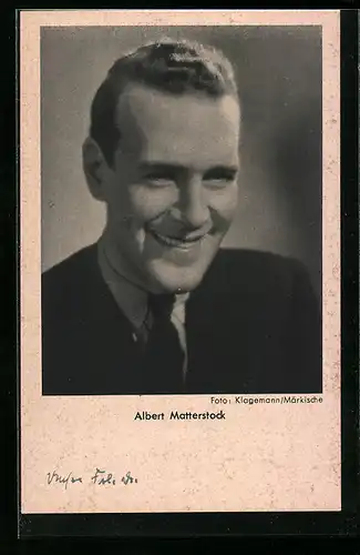 AK Schauspieler Albert Matterstock lächelnd im Anzug im Portrait