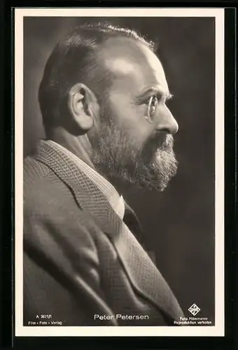 AK Schauspieler Peter Petersen mit Bart