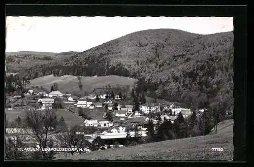 AK Klausen-Leopoldsdorf, Ortsansicht aus der Vogelschau
