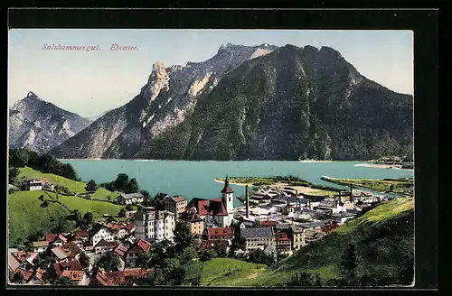 AK Ebensee /Salzkammergut, Ortsansicht mit See und Bergen