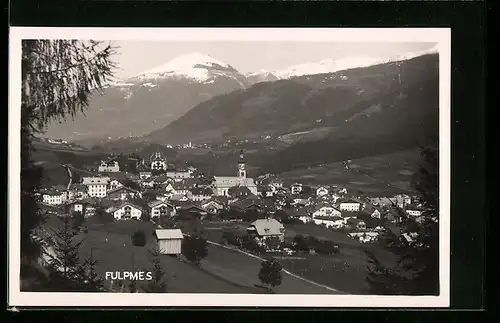 AK Fulpmes, Ortsansicht gegen das Gebirge