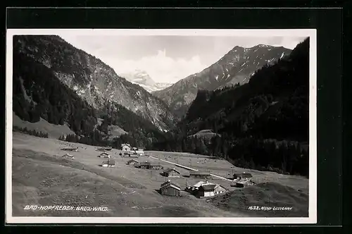 AK Bad Hopfreben /Breg. Wald, Ortsansicht gegen das Gebirge