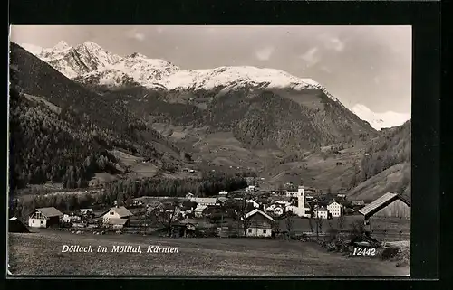 AK Döllach im Mölltal, Ortsansicht gegen das Gebirge