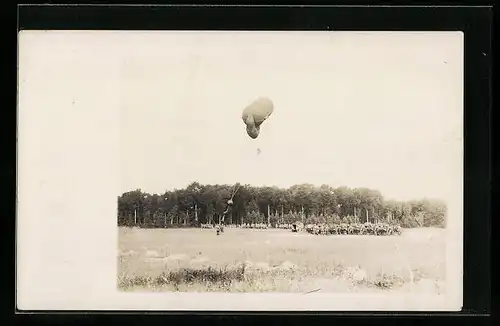 Foto-AK Startender Militär-Ballon