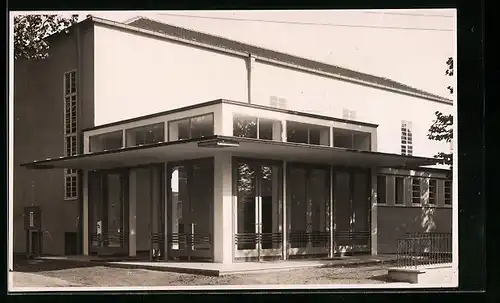 Foto-AK Bad Mergentheim, Blick zum Kurtheater, Bauhaus