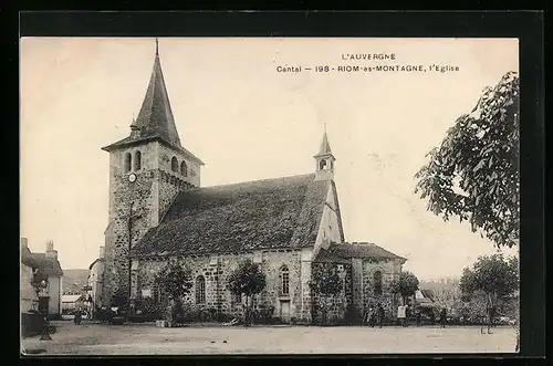 AK Riom-es-Montagne, Eglise
