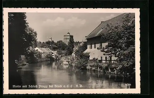 AK Bruck a. d. L. /N.-D., Uferpartie mit Schloss Prugg