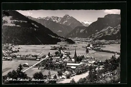 AK Zell im Zillertal, Ortsansicht mit Blick zum Trister