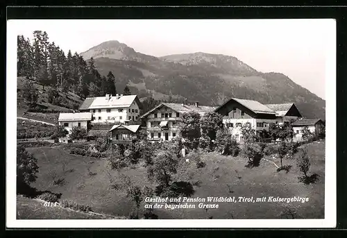 AK Wildbichl, Gasthof u. Pension mit Kaisergebirge an bayrischer Grenze