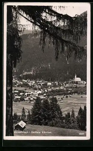 AK Weissbriach /Gailtal, Ortsansicht mit Kirche