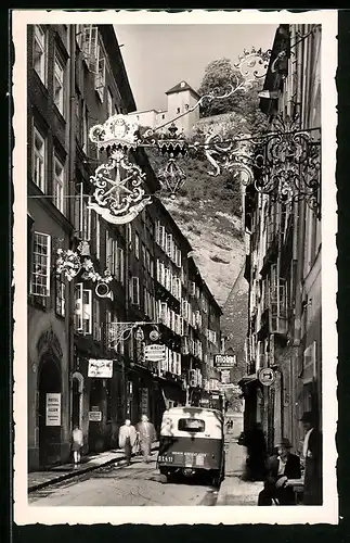 AK Salzburg, Getreidegasse mit Hotel Goldenes Horn