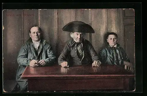 AK Drei Generationen am Tisch, hessische Trachten