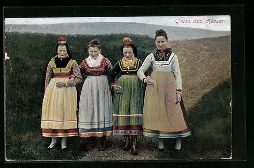 AK Vier junge Frauen, hessische Trachten