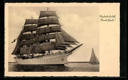 AK Gorch Fock, Segelschulschiff der Kriegsmarine