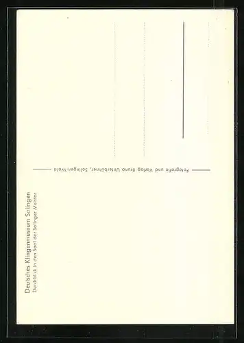 AK Solingen, Deutsches Klingenmuseum, Durchblick in den Saal der Solinger Meister