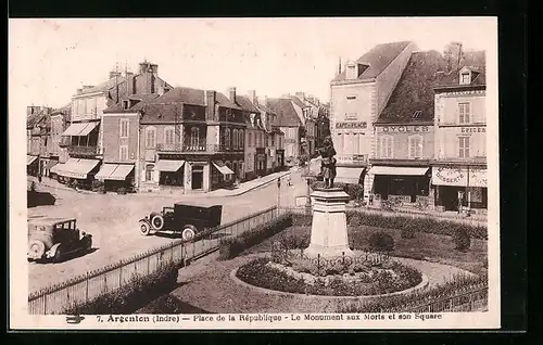 AK Argenton, Place de la République, Le Monument aux Morts et son Square