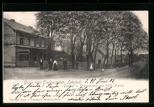 AK Hamburg-Lokstedt, Gasthaus z. Tiefenstaken W. Froeck mit Strasse