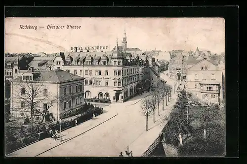 AK Radeberg, Dresdner Strasse mit Hotel Kaiserhof