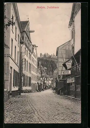 AK Montjoie, Stadtstrasse mit Hotel Kamp