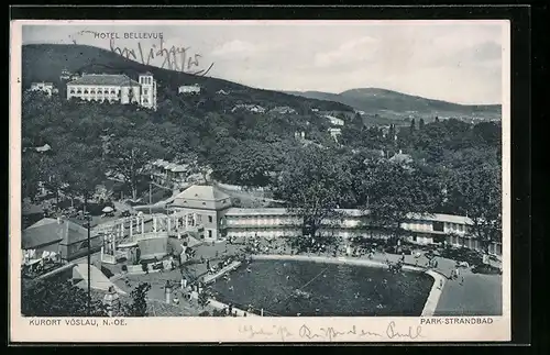 AK Vöslau, Ortsansicht mit Park-Strandbad und Hotel Bellevue