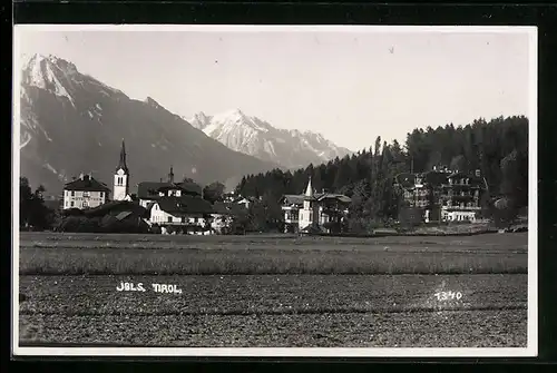 AK Igls, Ortsansicht mit Bergblick