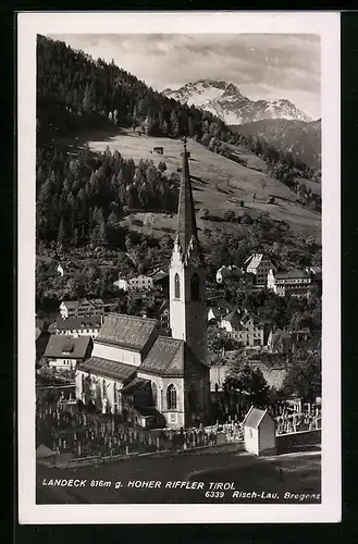 AK Landeck, Ortspartie mit Kirche und Hohem Riffler