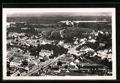 AK Bad Deutsch-Altenburg /Donau, Ortsansicht, Fliegeraufnahme