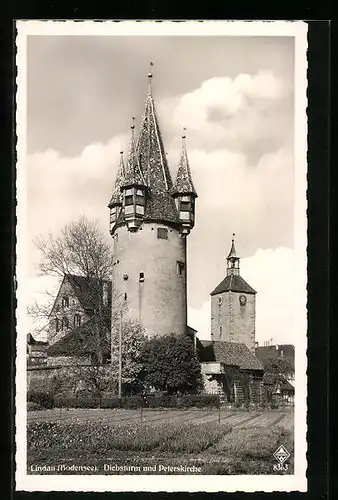 AK Lindau /Bodensee, Blick auf Diebsturm und Peterskirche