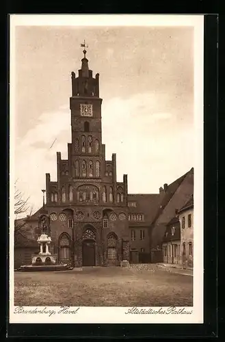 AK Brandenburg /Havel, Platz am Altstädtischen Rathaus