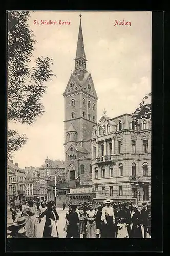 AK Aachen, belebte Strasse vor der St. Adalbert Kirche