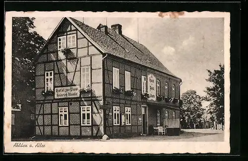 AK Ahlden /Aller, Hotel zur Post Heinrich Blanke mit Strasse