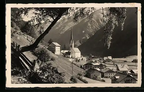 AK Sölden /Ötztal, Teilansicht mit Bergen