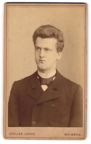 Fotografie Atelier Lonke, Meissen, junger Mann Max aus Meissen, 1888