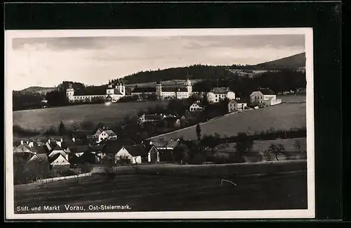 AK Vorau, Ortsansicht mit Stift im Hintergrund